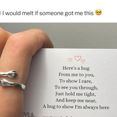 ETERNAL HUG RING Silver Plated