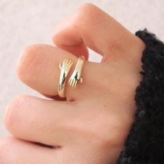 ETERNAL HUG RING Gold Plated